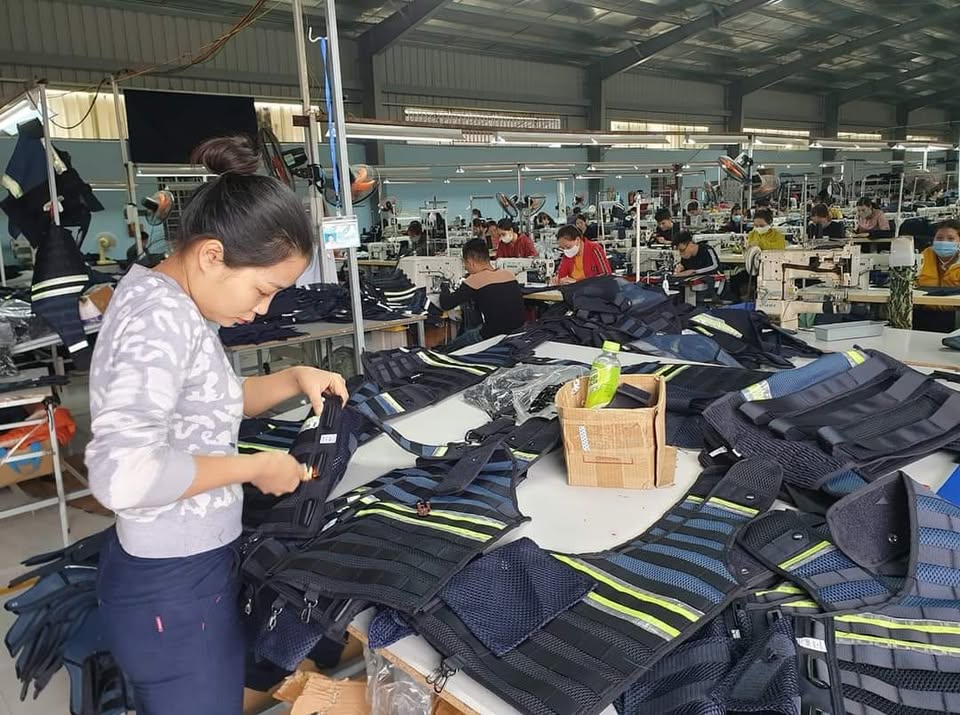 Inside Mian Bag, Backpack Manufacturing Company in Vietnam